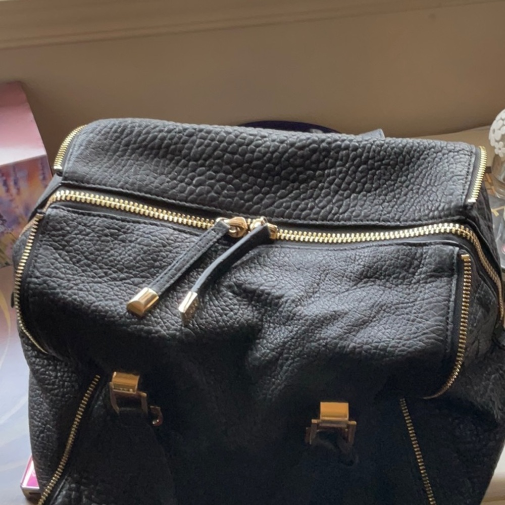 Handbag - Picture 2 of 2